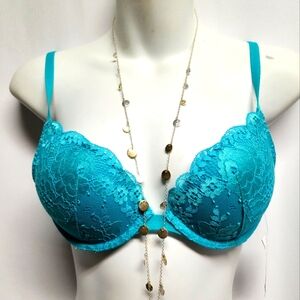 Parisian Intimates Sz 32B. New
